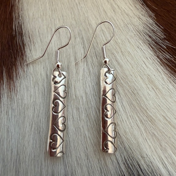 Native American Jewelry - ❤️ Navajo Elaine Tahe Native American Heart Motif Bar Earrings Sterling 1.67”L